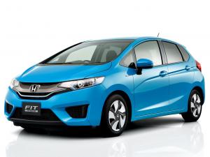 Honda Fit Hybrid 2013 года